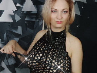 Monic - Miss Monica.  I am hot sexy woman and I know how to make pleasure... I like  C2C and watch all your emotians, hear your moan. wish to do it together and make each other crazy.....women clothes; heels, stokings, skirt or dress, cbt, clips, gag, tied balls all of this things turn me on.