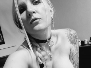 JuleRoxxX - Freunde Shoppen Sport Sex - Hey ich bin Julia.



Schön das du auf meinem Profil gelandet bist. Auf was stehst du so? Egal ob Rollenspiel als devote Sklavin, ein heißer Flirt im Chat oder mit Dildos in allen Löchern vor der Cam... mit mir wird es nicht langweilig, versprochen! Schreib mir doch gleich im Chat oder schau in der Cam vorbei... lebe deine Fantasien mit mir aus, ich bin bereit und geil darauf.



Bis gleich, Jule - Alter: 41 / Löwe - Größe: 168 / normal - Geschlecht: weiblich - Ausrichtung: heterosexuell - Haare: blond / lang - Piercing: mehrere - BH-Größe: E und mehr - Hautfarbe: weiss - Augen: blau - Rasur: vollrasiert