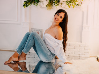 InaLove - Hallo zusammen ich bin Ina :) 

Ich will nicht all zu sehr um den heißen Brei reden.

Ich bin mir noch nicht ganz sicher wonach ich hier suche , aber ich denke das können wir gemeinsam herausfinden. Bussi :*