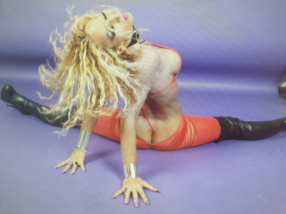 BimboBarbie - Ich kann es kaum erwarten, dich glücklich zu machen, also komm zu mir! Deine Fantasien werden wahr werden!