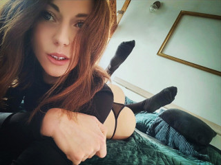 ReifeAdelle - Man weiss ja nie, was der Tag mit sich bringt, von daher: Carme Diem ! Ich bin ziemlich offen, jedoch mag ich mich erst mal um schauen ! Gerne topless - hehe
