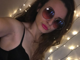  The exciting feeling of Your dick betwixt my pussy lips can really turn me on.