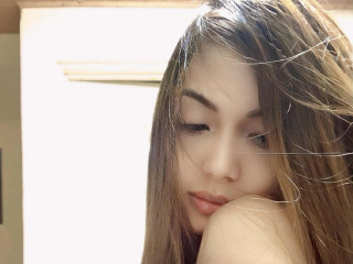 Alter: 28 / Jungfrau - Größe: 166 / schlank - Geschlecht: transsexuell - Ausrichtung: homosexuell - Haare: brünett / lang - Piercing: keins - BH-Größe:  - Hautfarbe: asiatisch - Augen: braun - Rasur: teilrasiert
