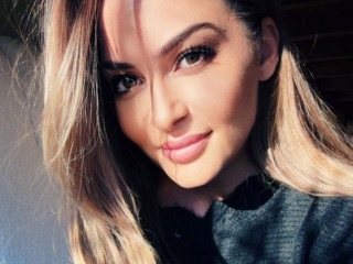  Betritt meine virtuelle Welt und lass die Sorgen des Alltags hinter dir. Wir werden gemeinsam Spaß h