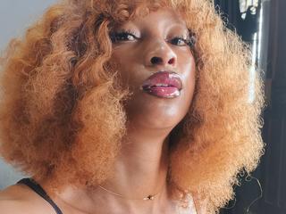 Alter: 23 / Fische - Größe: 160 / normal - Geschlecht: weiblich - Ausrichtung: heterosexuell - Haare: schwarz / mittellang - Piercing: keins - BH-Größe: A - Hautfarbe: gebräunt - Augen: braun - Rasur: vollrasiert