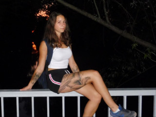 Willkommen in meinem Zimmer, viel Spaß mit mir!