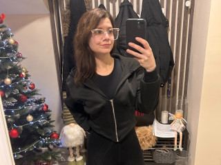 Janemeys - Ich tanze gerne sinnlich und spiele mit meinen Br&uuml;sten.